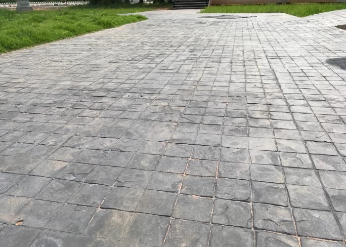 Durability of a Stamped Concrete Driveway: How Long Does it Last?